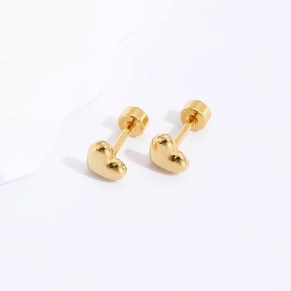 18K Gold Plated Heart Stud Earrings